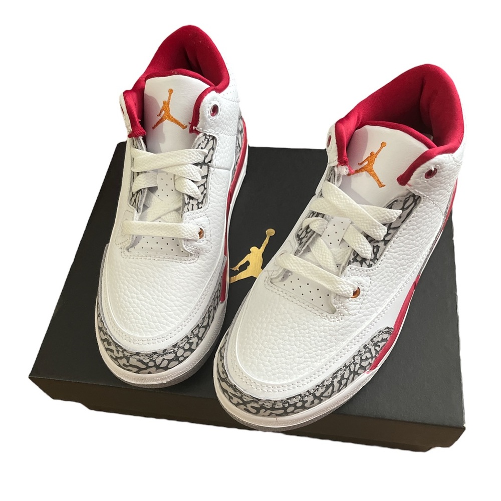 Little Kids Jordan 3 ‘Cardinal Red’